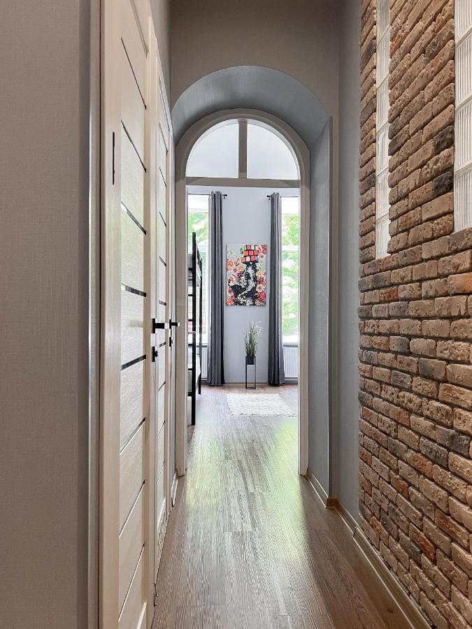 Apartments White Pearl Sadova Odessa Exterior foto